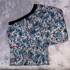 No Strings Attached One short sleeve lightweight floral summer top/shirt/t-shirt